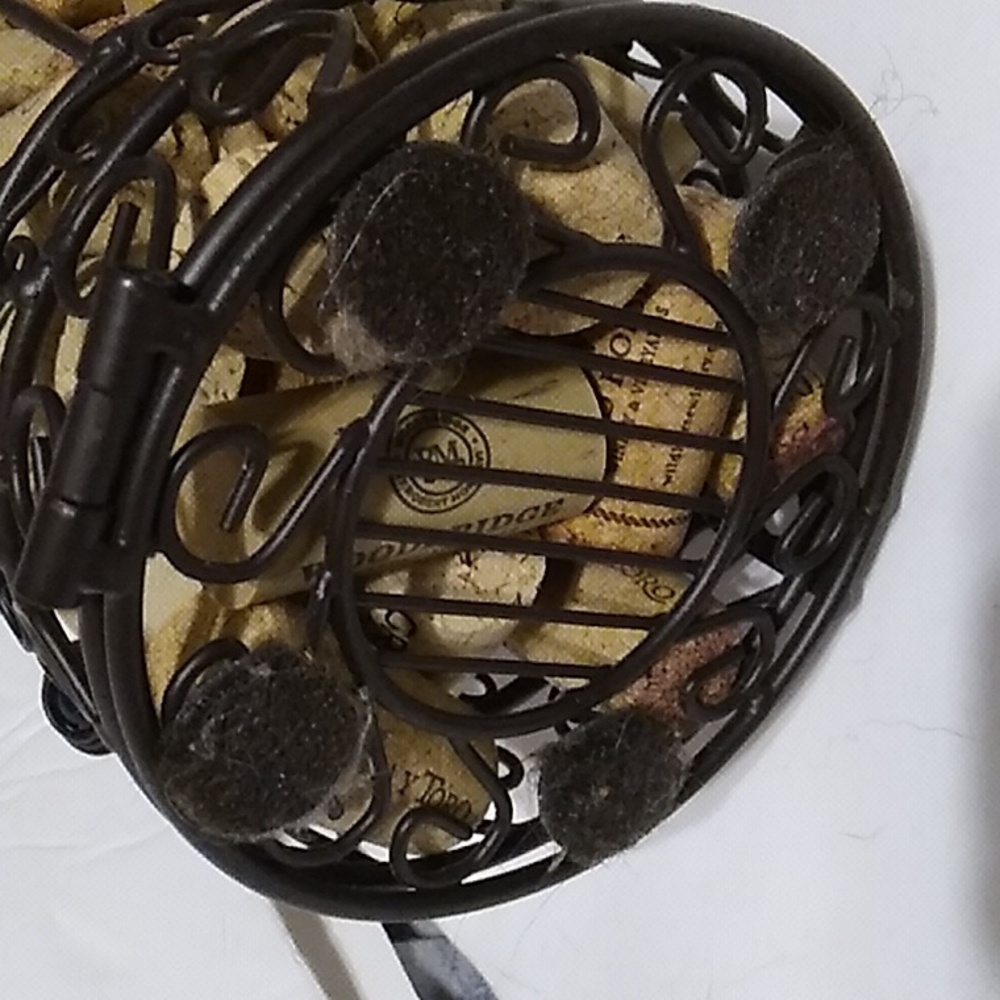 Metal Cork Holder - Picture 11 of 12